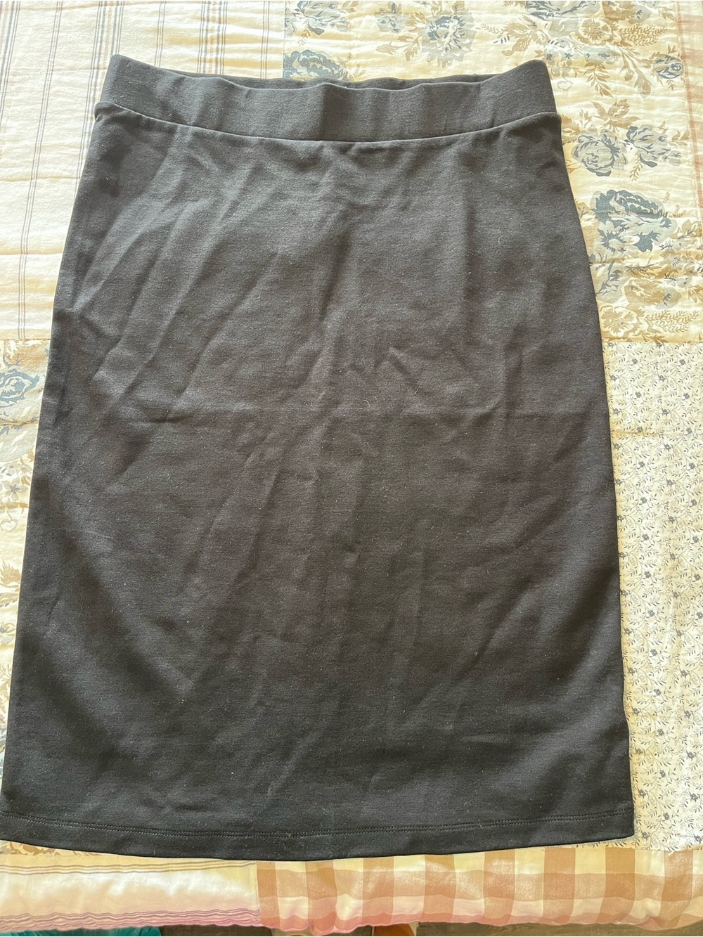 Zenana Outfitters Black Pencil Skirt